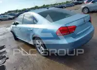 2013 Volkswagen Passat photo
