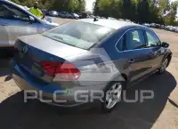 2013 Volkswagen Passat photo