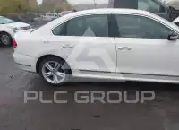 2013 Volkswagen Passat photo