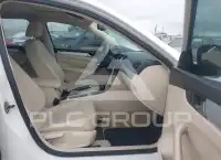2013 Volkswagen Passat photo