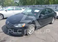 2013 Volkswagen Passat photo