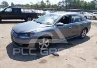 2013 Volkswagen Passat фото