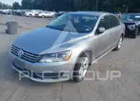2013 Volkswagen Passat фото