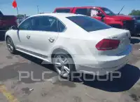 2013 Volkswagen Passat фото