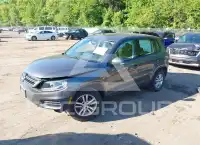 2013 Volkswagen Tiguan фото