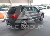 2013 Volkswagen Tiguan photo