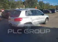 2013 Volkswagen Tiguan photo
