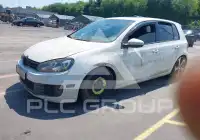 2013 Volkswagen GTI photo