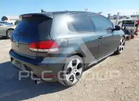 2013 Volkswagen GTI фото
