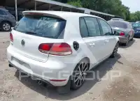 2013 Volkswagen GTI фото