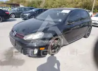 2013 Volkswagen GTI фото