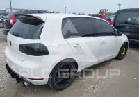 2013 Volkswagen GTI фото