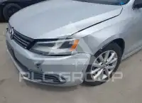 2013 Volkswagen Jetta photo