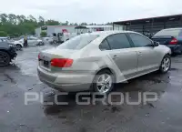 2013 Volkswagen Jetta photo