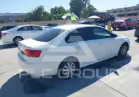 2013 Volkswagen Jetta photo