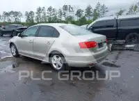 2013 Volkswagen Jetta photo