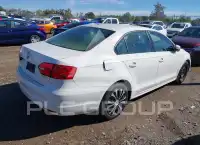 2013 Volkswagen Jetta photo