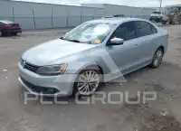 2013 Volkswagen Jetta photo