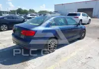 2013 Volkswagen Jetta photo