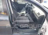 2013 Volkswagen GOLF photo