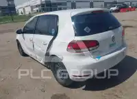 2013 Volkswagen GOLF photo