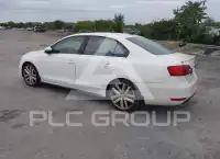 2013 Volkswagen GLI photo
