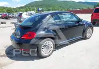 2013 Volkswagen BEETLE photo
