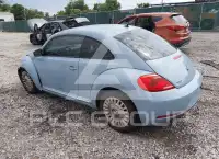 2013 Volkswagen BEETLE фото