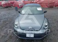 2013 Volkswagen BEETLE photo