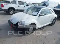 2013 Volkswagen BEETLE фото