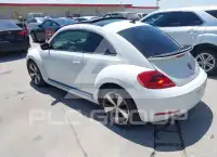 2013 Volkswagen BEETLE фото