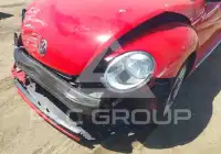 2013 Volkswagen BEETLE фото