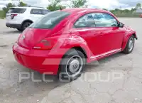 2013 Volkswagen BEETLE photo