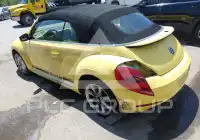 2013 Volkswagen BEETLE photo