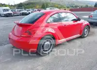 2013 Volkswagen BEETLE фото