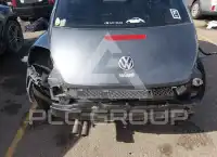 2013 Volkswagen BEETLE photo
