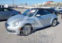 2013 Volkswagen BEETLE фото