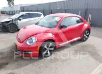 2013 Volkswagen BEETLE фото