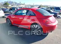 2013 Volkswagen BEETLE photo