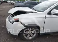 2014 Mitsubishi OUTLANDER фото