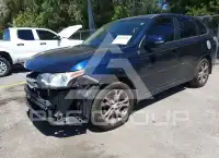2014 Mitsubishi OUTLANDER photo