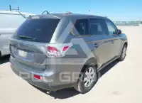 2014 Mitsubishi OUTLANDER фото