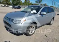 2014 Mitsubishi OUTLANDER photo