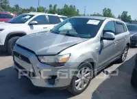 2014 Mitsubishi OUTLANDER photo