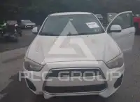 2014 Mitsubishi OUTLANDER photo