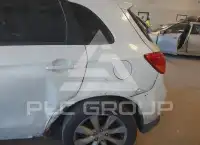 2014 Mitsubishi OUTLANDER photo