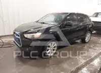 2014 Mitsubishi OUTLANDER photo