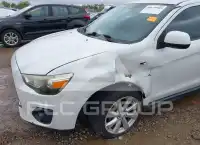 2014 Mitsubishi OUTLANDER фото