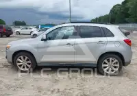 2014 Mitsubishi OUTLANDER photo