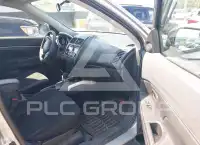 2014 Mitsubishi OUTLANDER photo
